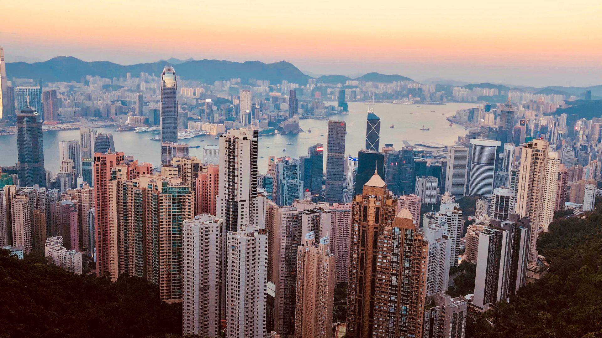 維多利亞港黃昏天際線